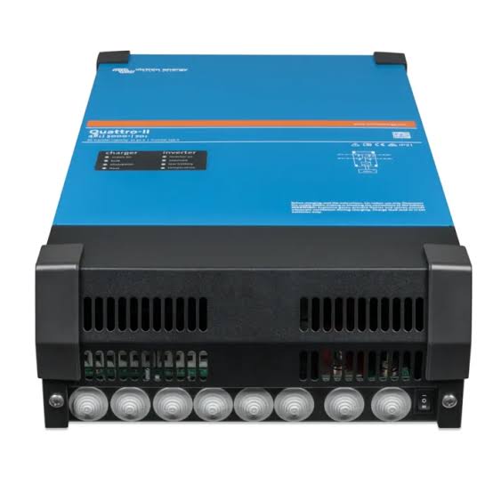 images Victron EasySolar 12/1600/70-16 Inversor Cargador Solar Todo-en-Uno MPPT 100/50 230V - Imagen 1